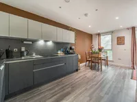 Недвижимость Avenue Road: 10