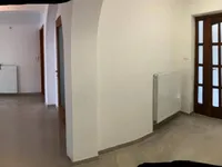 Недвижимость Трёхкомнатная квартира в центре: 8
