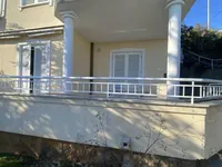 Недвижимость Трёхкомнатная квартира Ичичи: 9