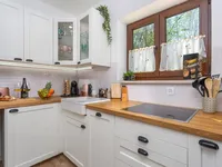 Недвижимость Семейный дом 180 м², Запад: 2