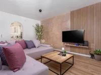 Недвижимость Семейный дом 180 м², Запад: 4