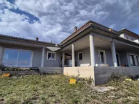 Недвижимость Семейный дом Вепринац: 3