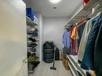Недвижимость Четырехкомнатная квартира: 18