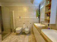 Недвижимость Четырехкомнатная квартира: 23