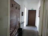 Недвижимость Четырехкомнатная квартира  
: 13