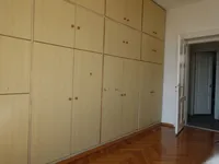 Недвижимость Четырехкомнатная квартира  
: 18