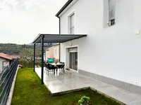 Недвижимость Дуплекс Ново Гриньян: 2