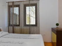 Недвижимость Квартира, 3-комнатная Люция, центр: 16