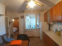 Недвижимость Квартира, 3 комнаты близко к центру Сежаны: 2