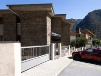 Недвижимость Apartment for sale in Santa Coloma, 3 bedrooms: 10