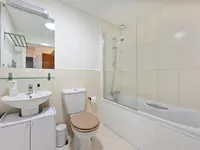 Недвижимость Bromyard House, Bromyard Avenue: 3