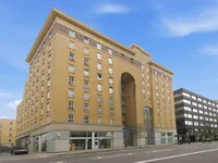 Недвижимость Commercial Road: 4