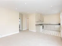 Недвижимость Upper Richmond Road: 5