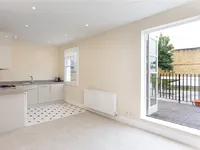 Недвижимость Upper Richmond Road: 6