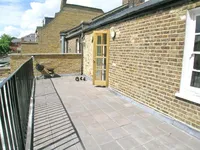 Недвижимость Upper Richmond Road: 7