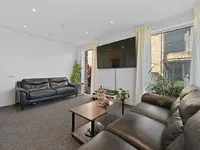 Недвижимость Hilltop Avenue: 9