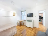 Недвижимость Holland Park Gardens, Holland Park: 1