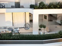 Недвижимость 3 Bedroom Penthouse Apartment for Sale in Mackenzie, Larnaca: 2