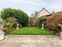 Недвижимость House 7 bedrooms for sale in Senningen: 7