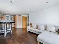 Недвижимость Smugglers Way: 6