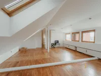 Недвижимость Квартира 3-комнатная Новая Бежиград: 8