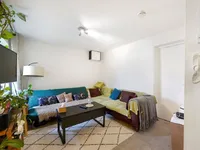 Недвижимость Carleton Road: 12