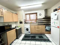 Недвижимость Cambridge Heath Road: 4