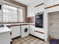 Недвижимость Kingswood Court, West End Lane: 1