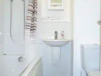 Недвижимость Westbridge Road: 8