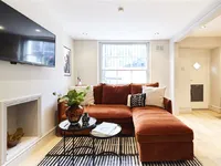 Недвижимость Amwell Street: 19