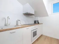 Недвижимость Трёхкомнатная квартира в центре: 4