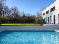 Недвижимость Single house 12 rooms: 1