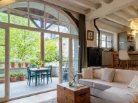 Недвижимость Apartment 5 rooms: 1