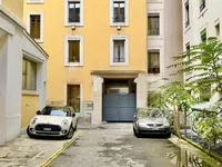 Недвижимость Apartment 5 rooms: 5