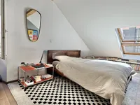 Недвижимость Apartment 5 rooms: 8