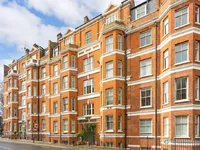 Недвижимость Fulham Road: 3