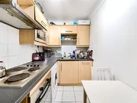 Недвижимость Grange Yard: 4