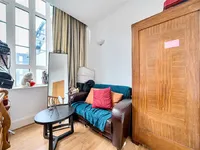 Недвижимость Grange Yard: 5