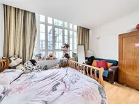 Недвижимость Grange Yard: 7