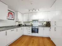 Недвижимость Fulneck Place, Mile End: 6