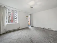 Недвижимость Gee Street: 6