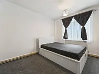 Недвижимость Gee Street: 7