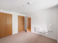 Недвижимость Clarence Avenue: 1