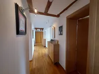 Недвижимость Трехкомнатная квартира в Центре: 24