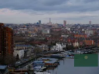 Недвижимость —: 16