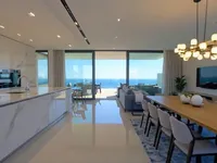 Недвижимость Четырёхкомнатная квартира в Изоле: 9