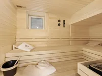 Недвижимость Семейный дом 313 м², Запад: 14