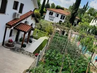 Недвижимость Дом с террасой в Ягодье: 3