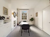 Недвижимость Sydney Street: 16