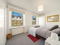 Недвижимость Sydney Street: 25